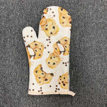 Load image into Gallery viewer, Uffda Pattern Oven Mitt