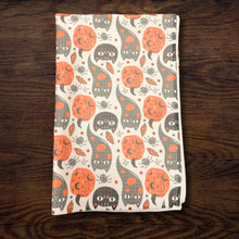 Load image into Gallery viewer, Fall 🍁 themed kitchen towels
